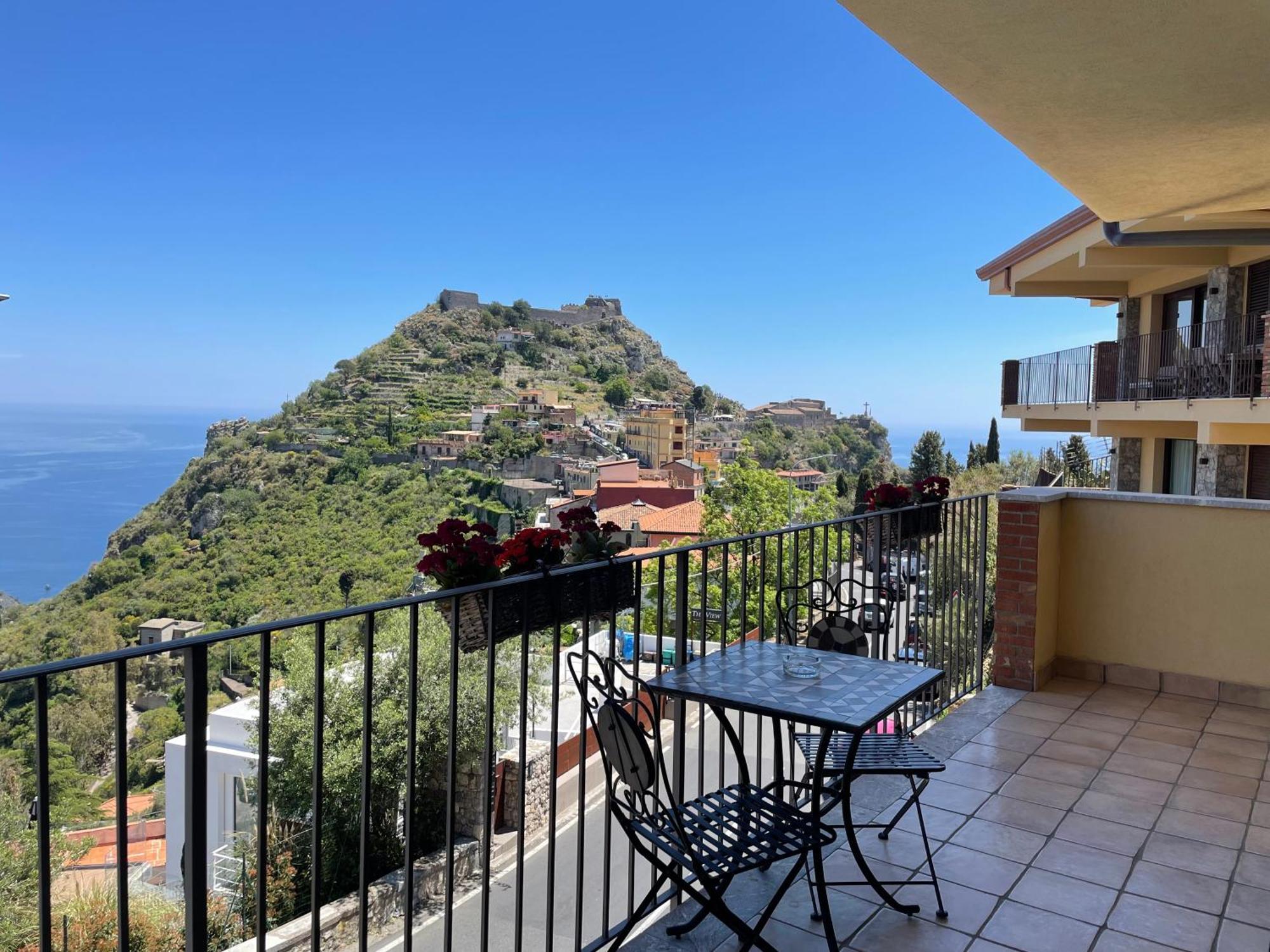 Villa Da Vinci Luxury Panoramic Apartments - Taormina Rooms Collection Exterior photo