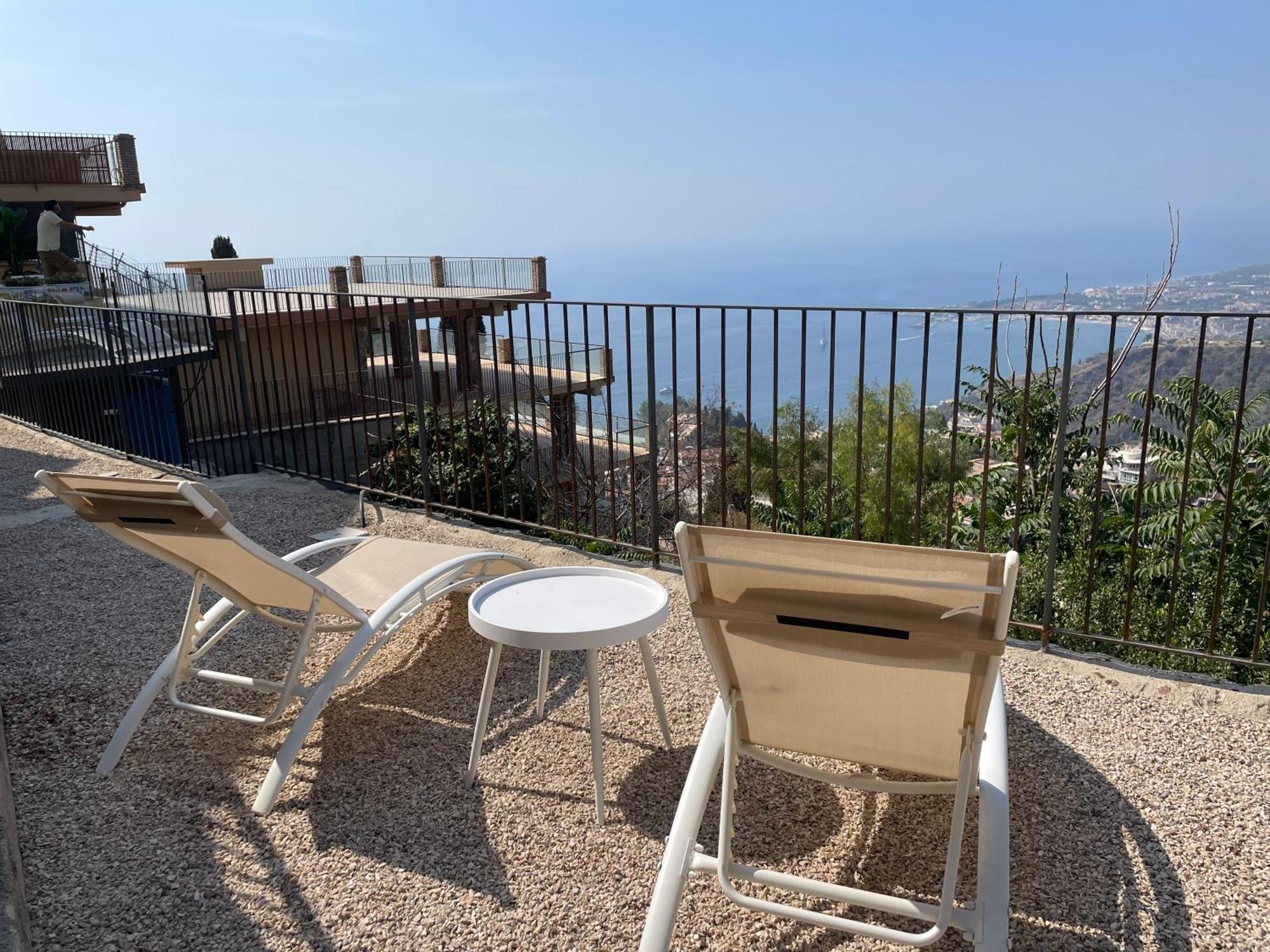 Villa Da Vinci Luxury Panoramic Apartments - Taormina Rooms Collection Exterior photo