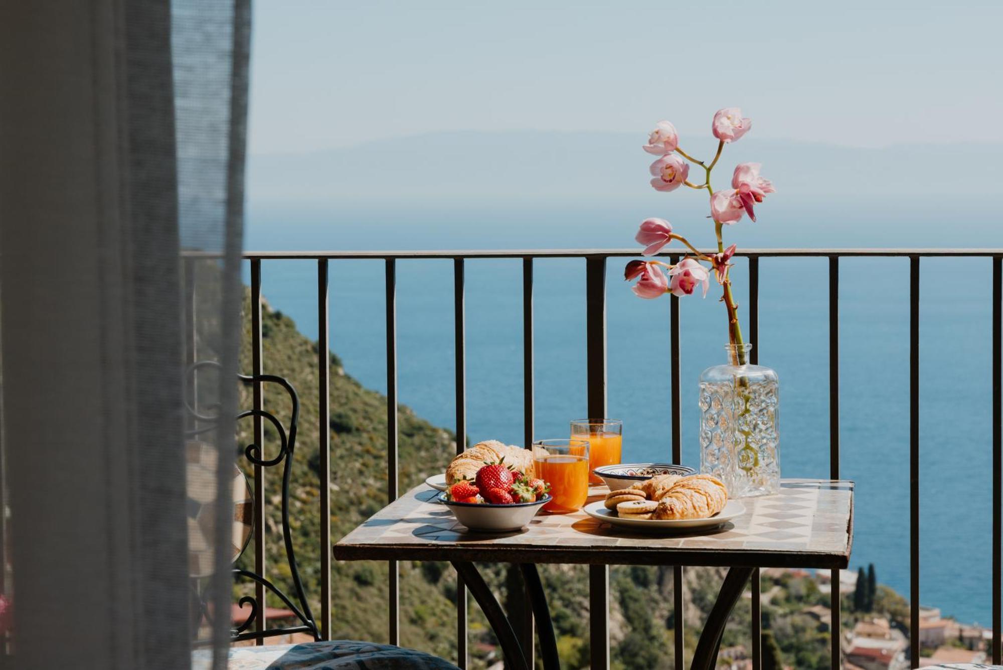 Villa Da Vinci Luxury Panoramic Apartments - Taormina Rooms Collection Exterior photo