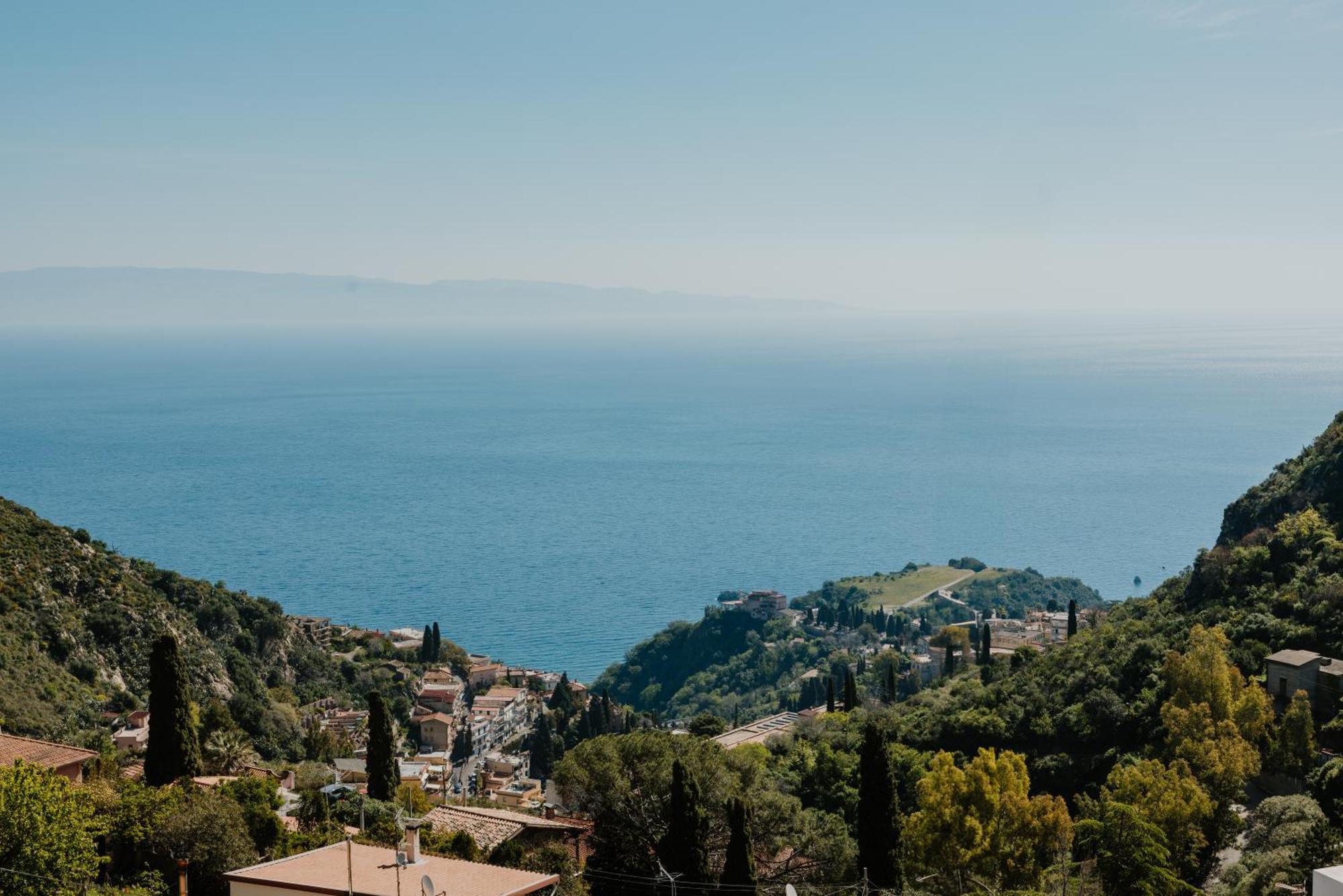 Villa Da Vinci Luxury Panoramic Apartments - Taormina Rooms Collection Exterior photo