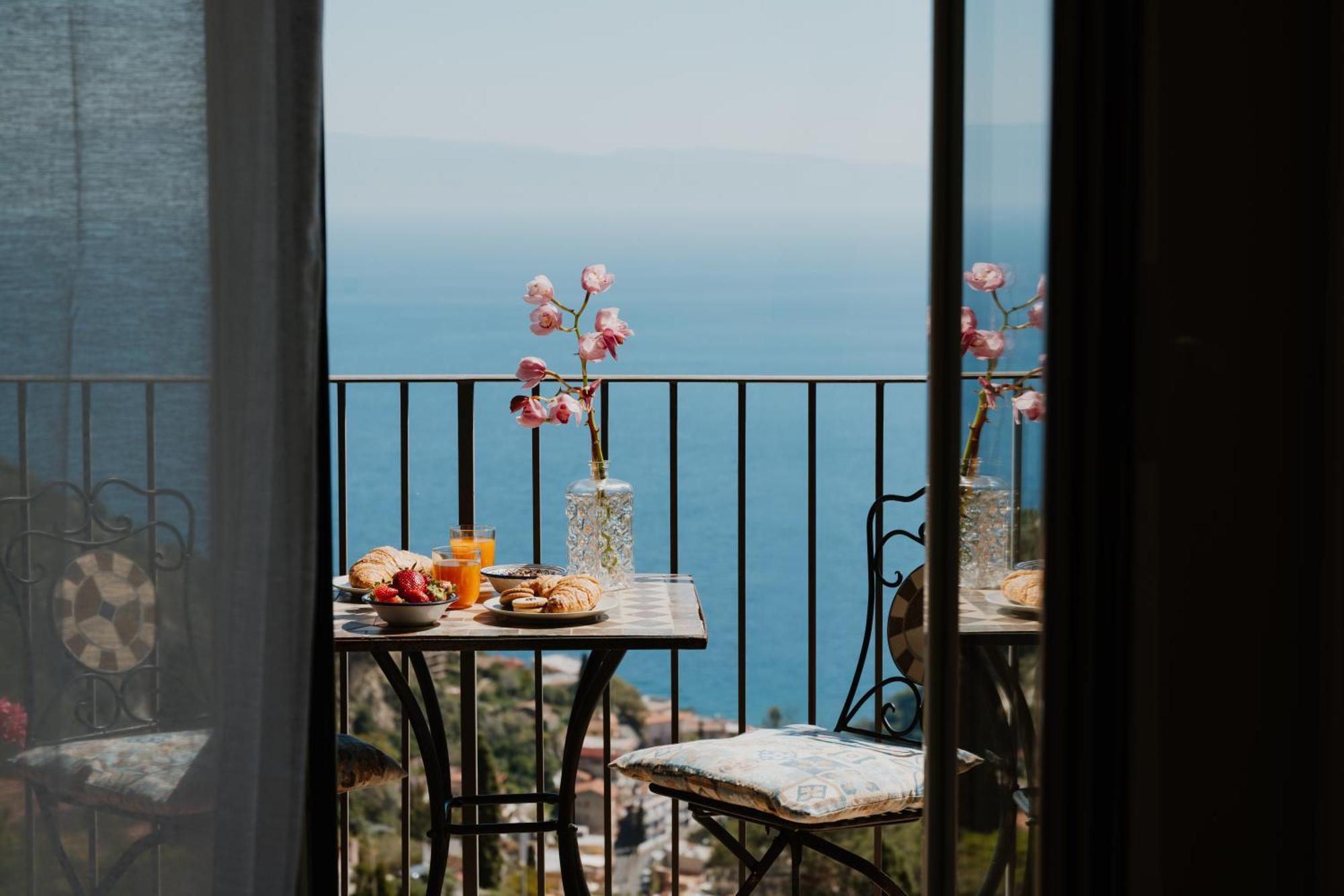 Villa Da Vinci Luxury Panoramic Apartments - Taormina Rooms Collection Exterior photo