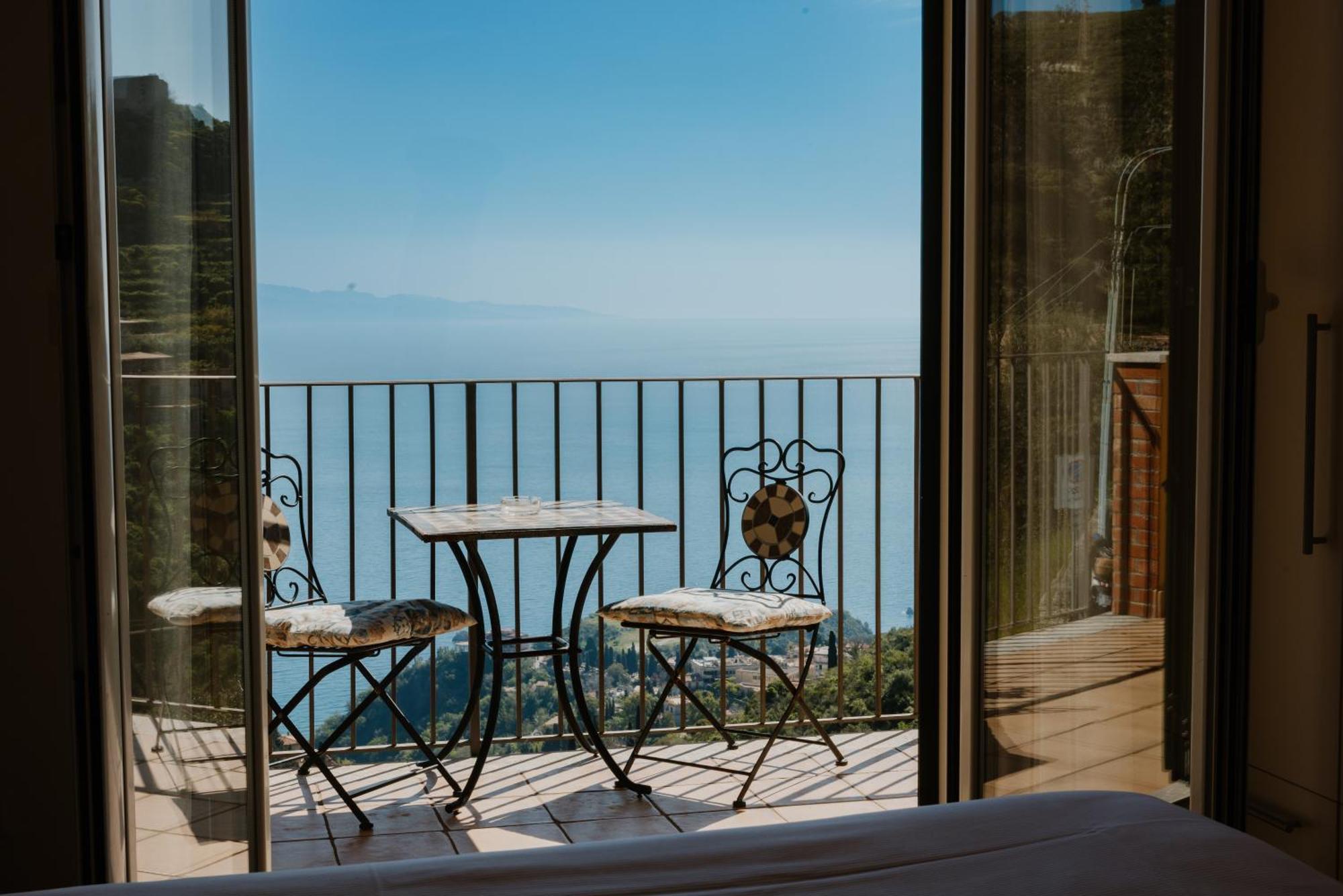 Villa Da Vinci Luxury Panoramic Apartments - Taormina Rooms Collection Exterior photo