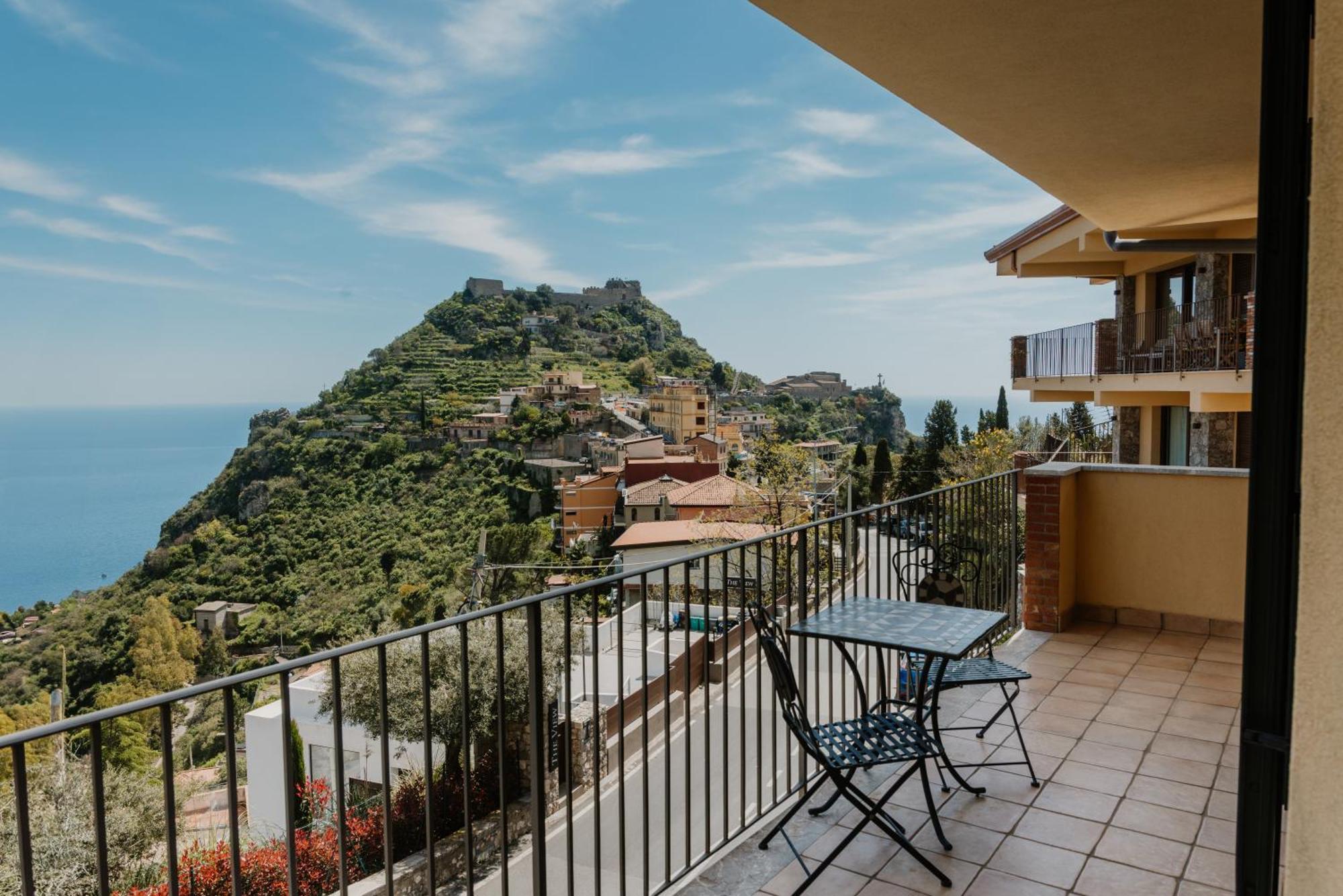 Villa Da Vinci Luxury Panoramic Apartments - Taormina Rooms Collection Exterior photo